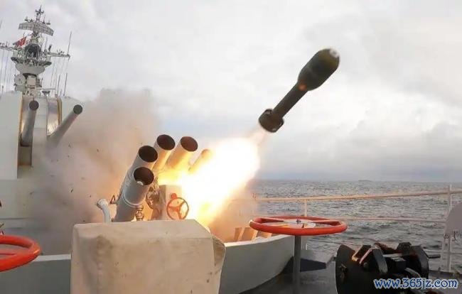 台名嘴：这是解放军距离我们最近一次 实弹演习震撼岛内